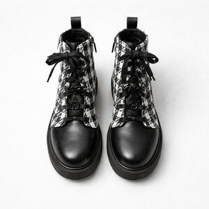 Karl Lagerfeld Stylish Houndstooth Women's Boots, Size 8, NWT